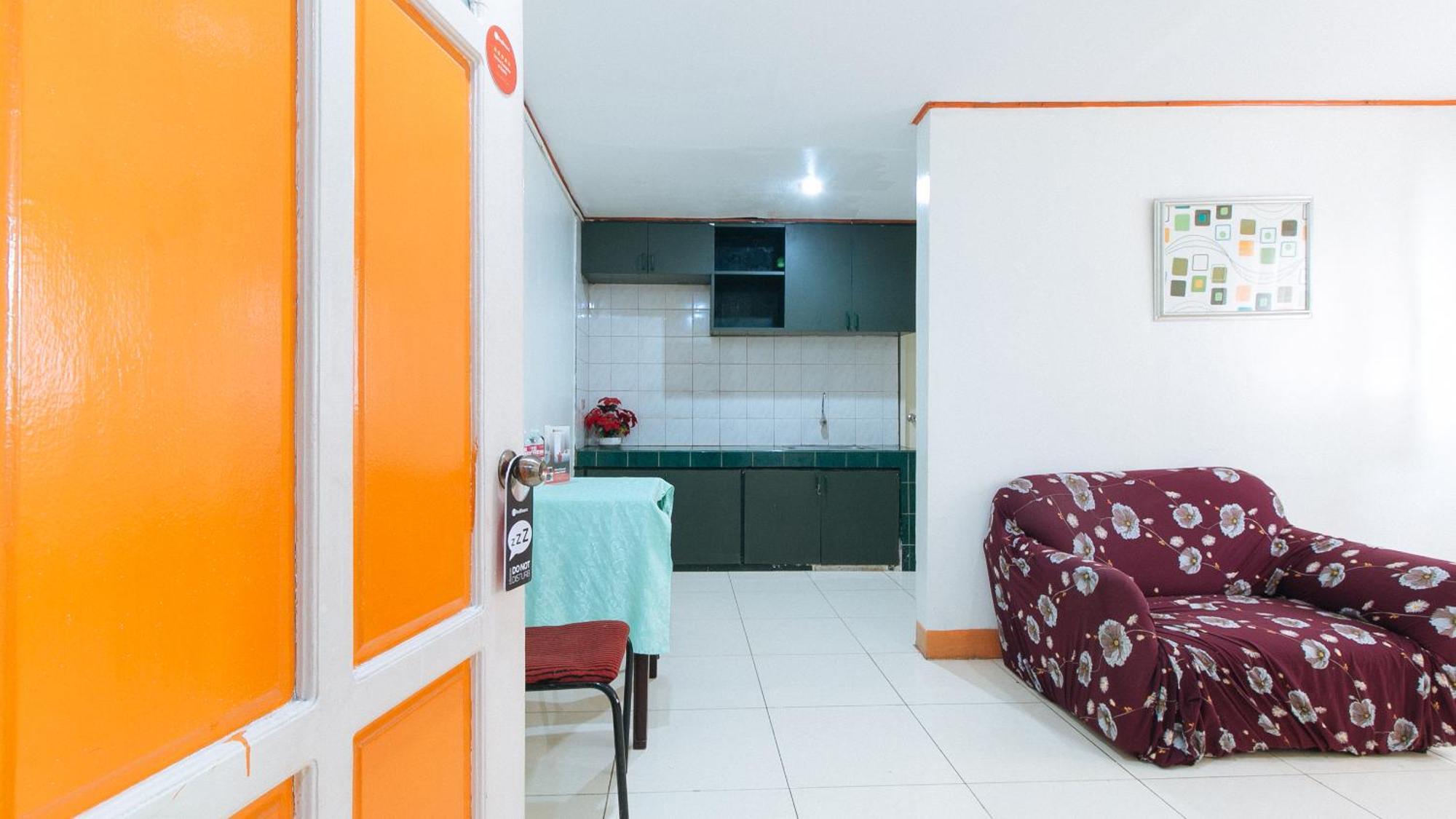فندق Reddoorz Near East Avenue Medical Center كويزون سيتي المظهر الخارجي الصورة